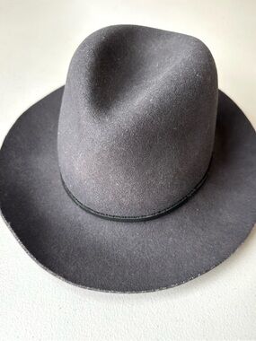 Janessa Leone Grey Wool Felt Fedora Hat Wide Brim Charcoal Made in USA Size M